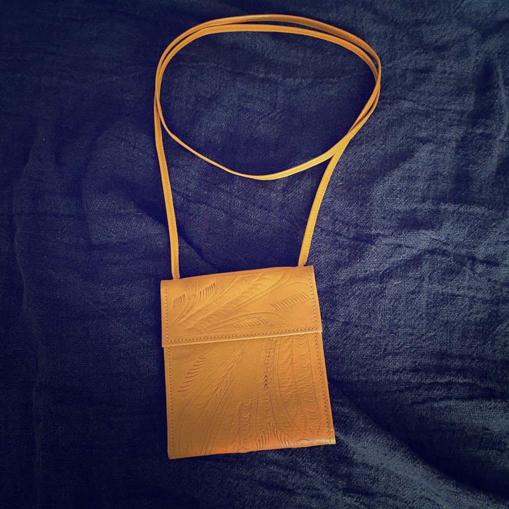 Leather crossbody bag